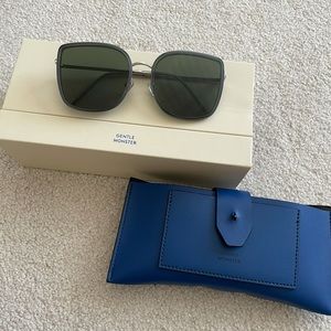 Gentle Monster Sunglasses BiBi in Gray